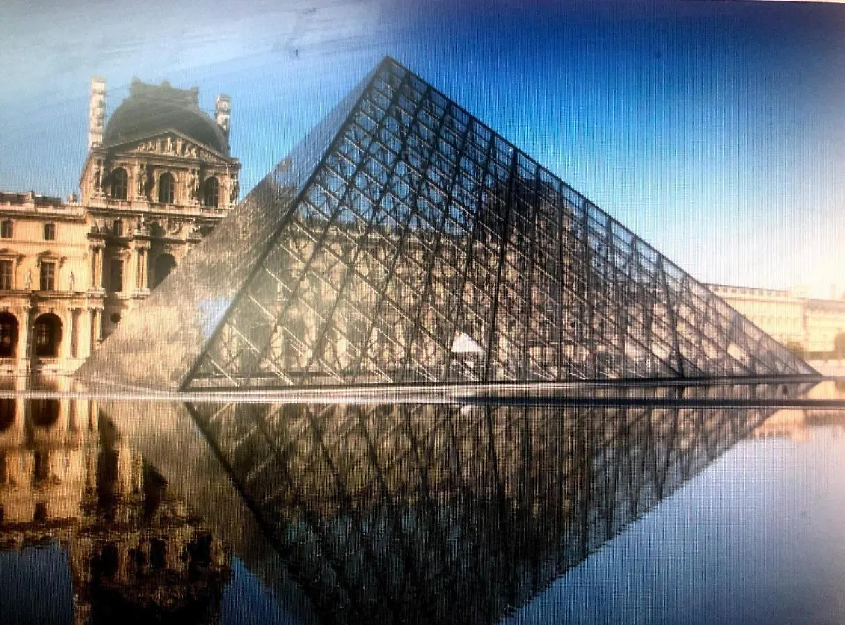 New Etoile Arc De Triomphe Renovated March 24 *
